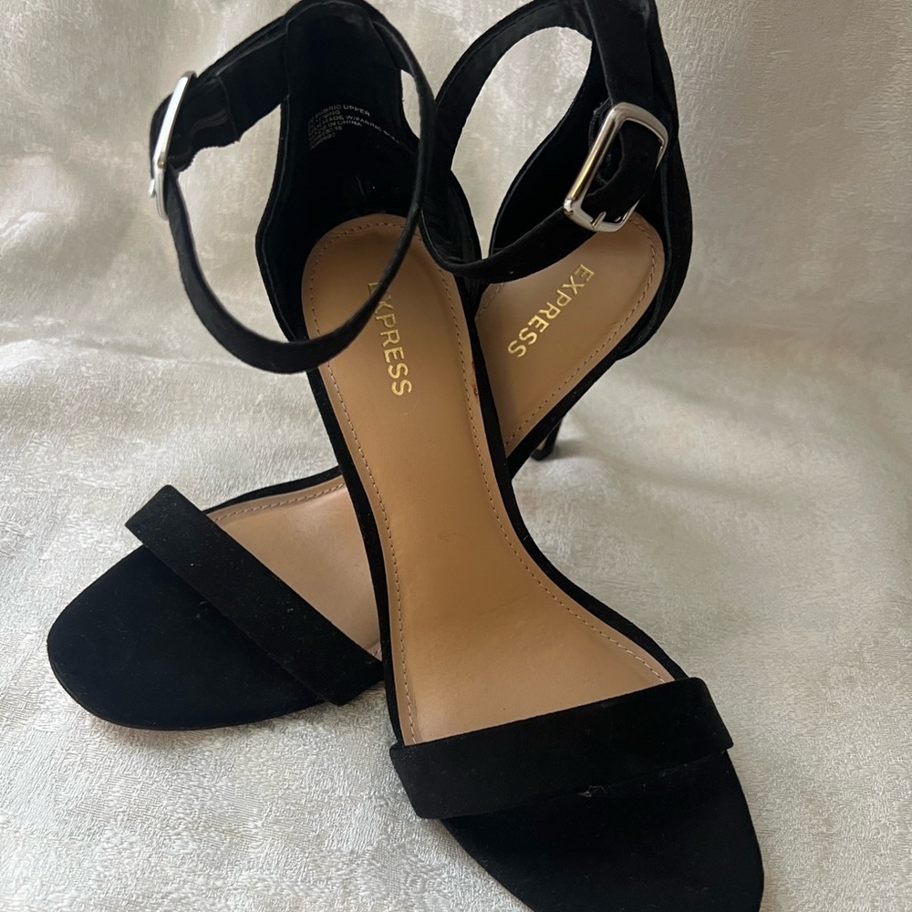Express Black Suede Heels with Stiletto Design - Picture 7 of 9